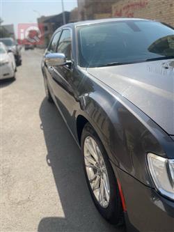 كرايسلر 300